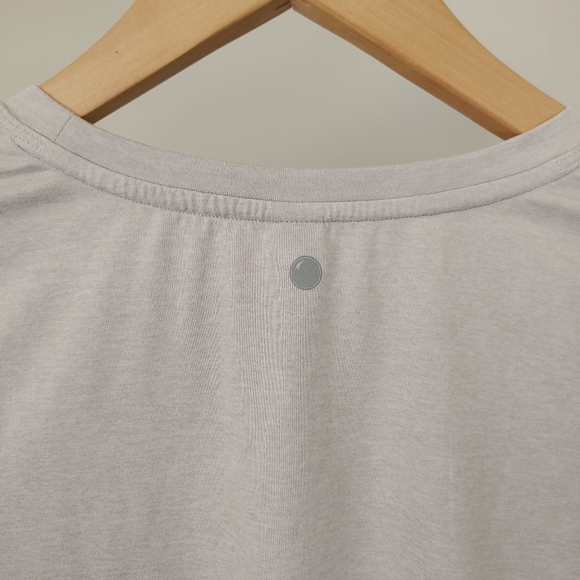 Yogalicious Twist Front Long Sleeve Top Crewneck Shirt Size Small - Picture 7 of 11